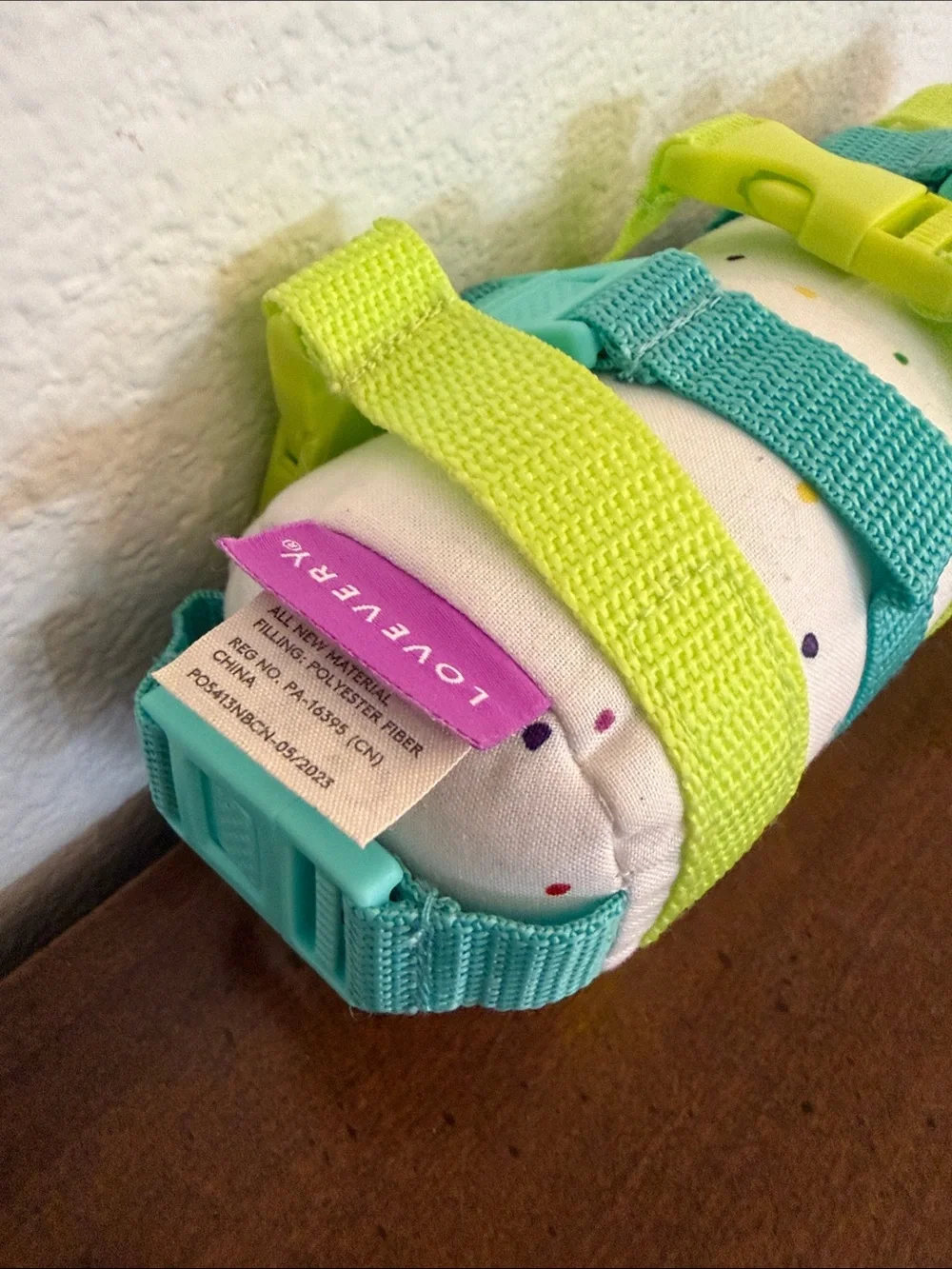 Lovevery Buckle Barrel Pillow Companion Playkit Mos 22-24